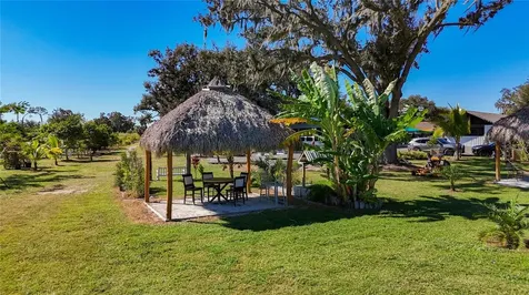 21552 E State Road 64 Bradenton FL 34212