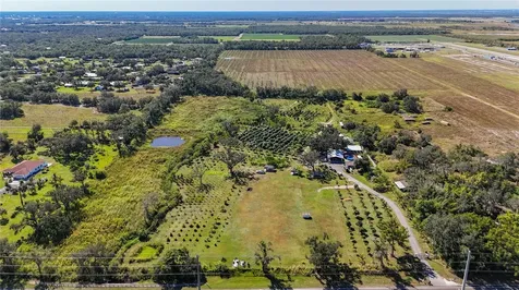 21552 E State Road 64 Bradenton FL 34212