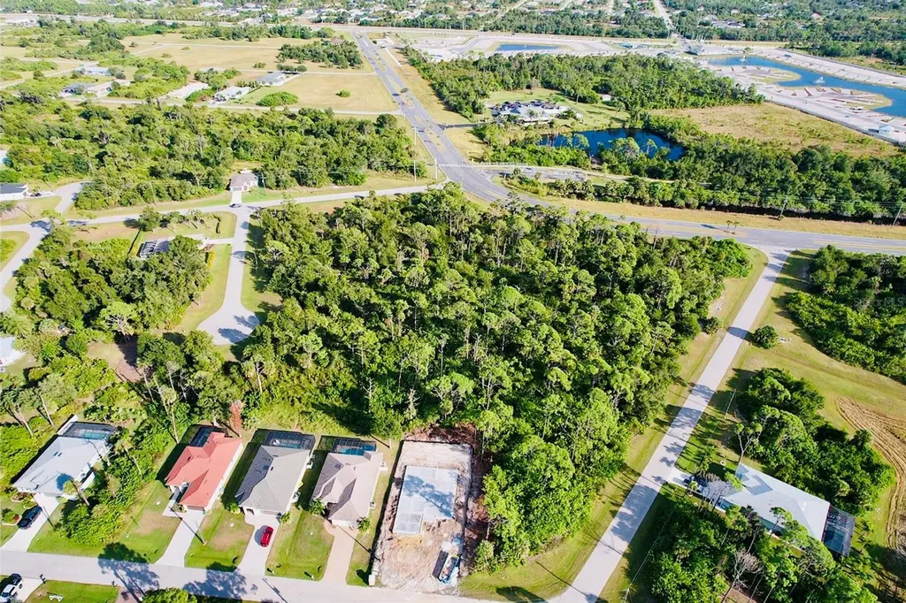 102 Antilla Drive Rotonda West FL 33947