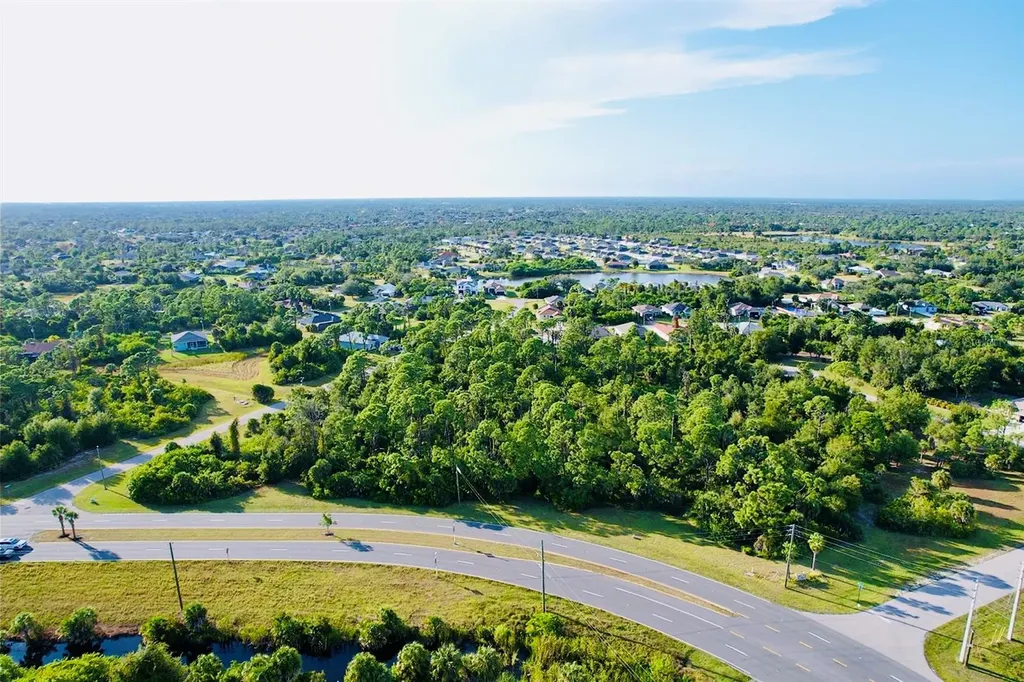 102 Antilla Drive Rotonda West FL 33947