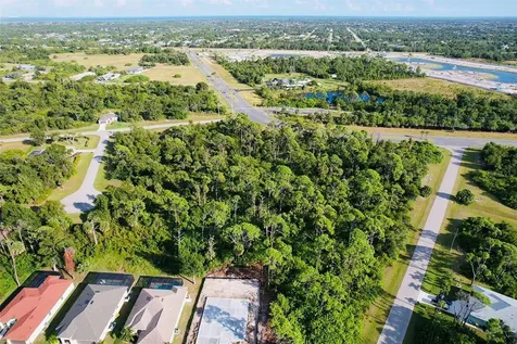 102 Antilla Drive Rotonda West FL 33947
