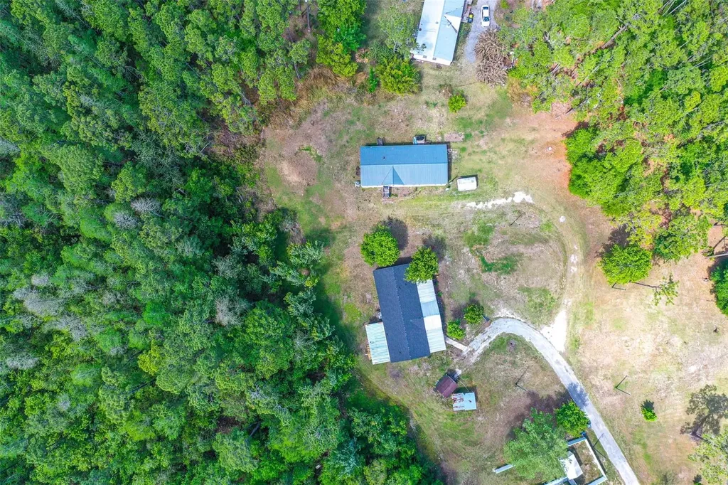 17822 Commonwealth Avenue N Polk City FL 33868