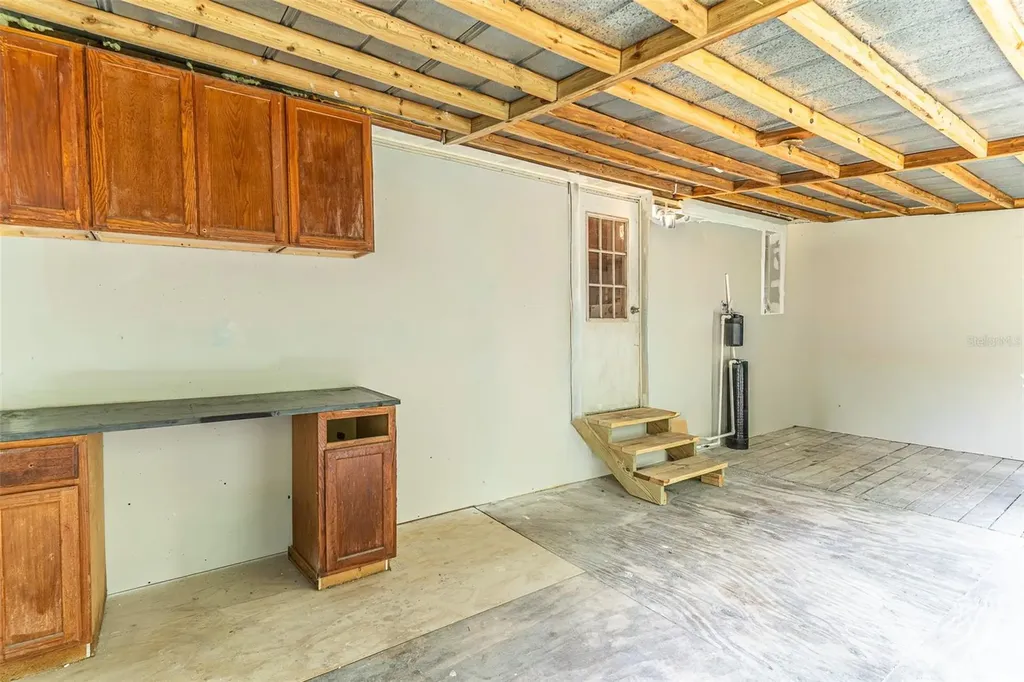17822 Commonwealth Avenue N Polk City FL 33868