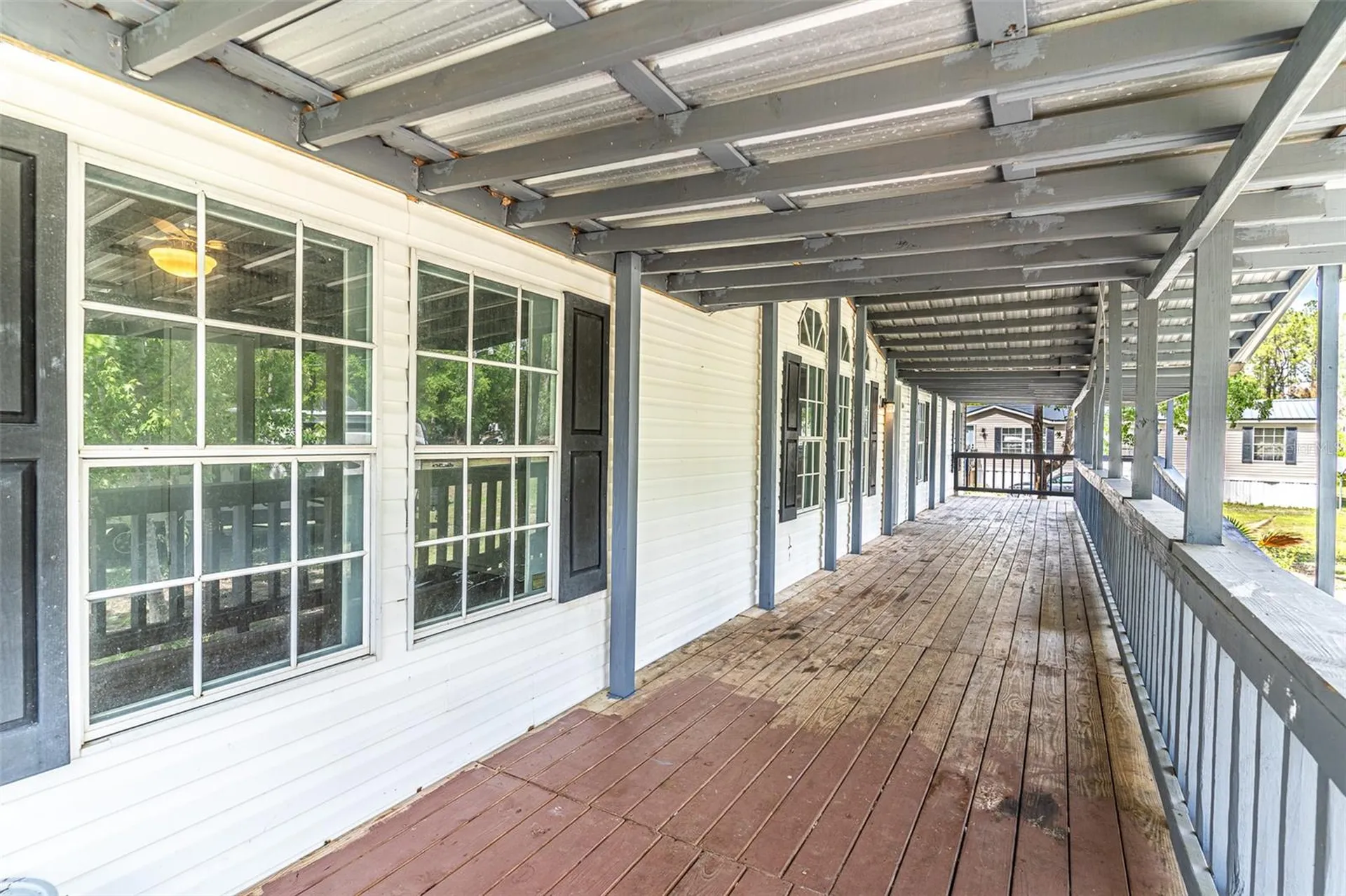 17822 Commonwealth Avenue N Polk City FL 33868