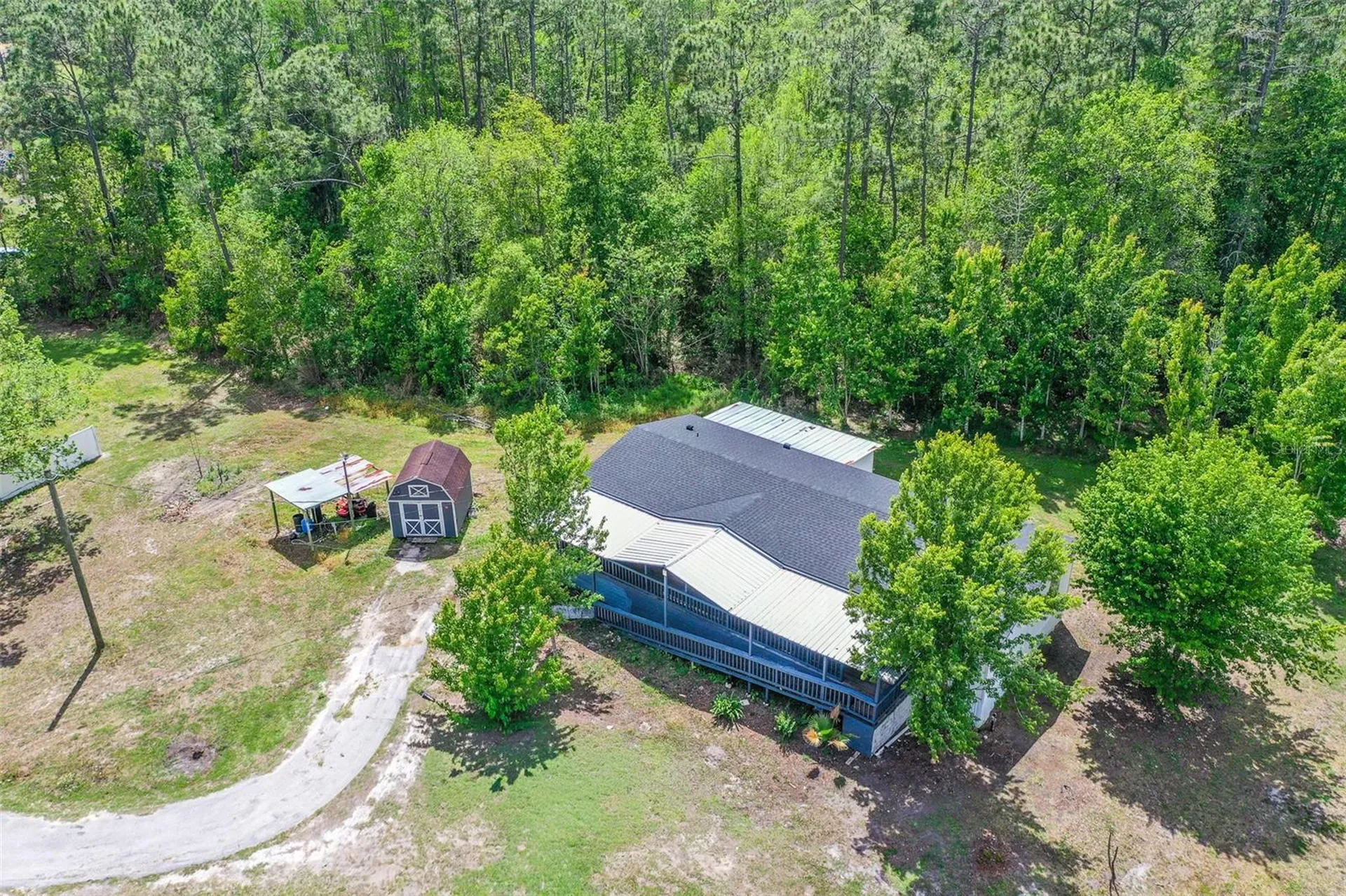 17822 Commonwealth Avenue N Polk City FL 33868