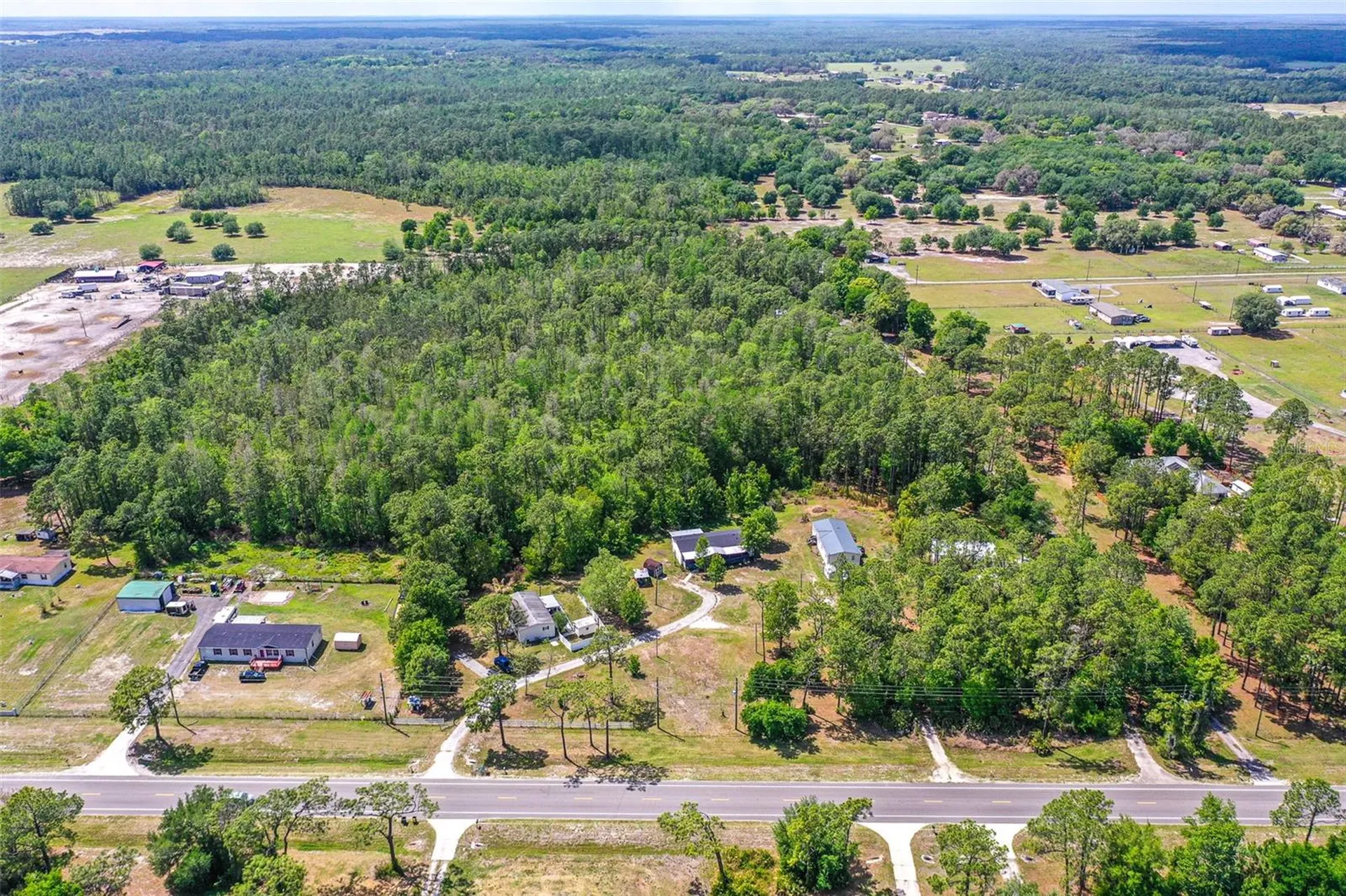 17822 Commonwealth Avenue N Polk City FL 33868