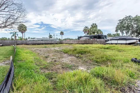 6813 Garden Drive New Port Richey FL 34652