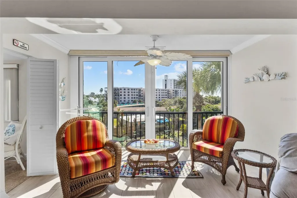 6236 Midnight Pass Road Sarasota FL 34242