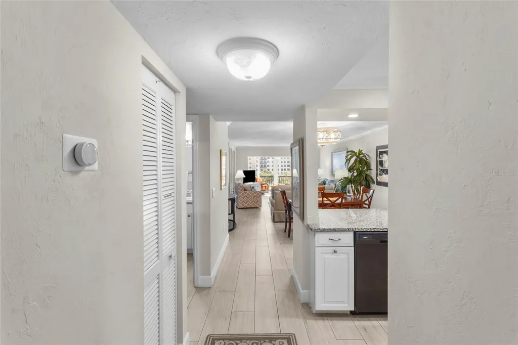 6236 Midnight Pass Road Sarasota FL 34242