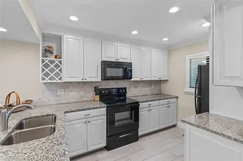 6236 Midnight Pass Road Sarasota FL 34242