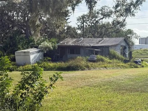 916 Piney Point Road Palmetto FL 34221