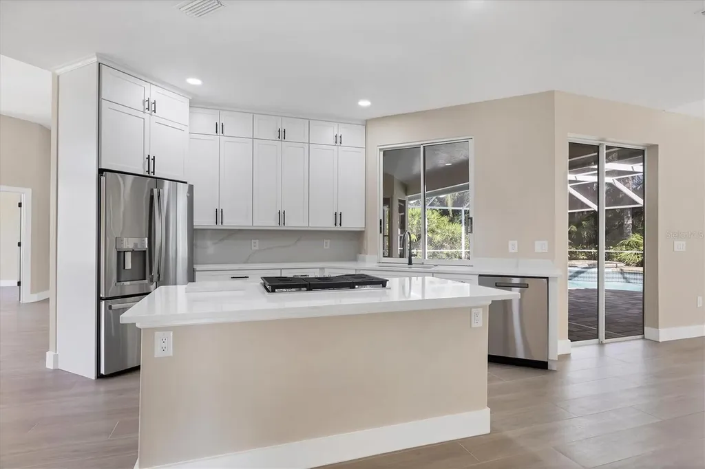 6615 Hunter Combe Crossing University Park FL 34201