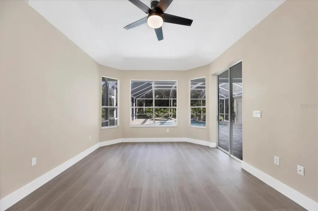6615 Hunter Combe Crossing University Park FL 34201