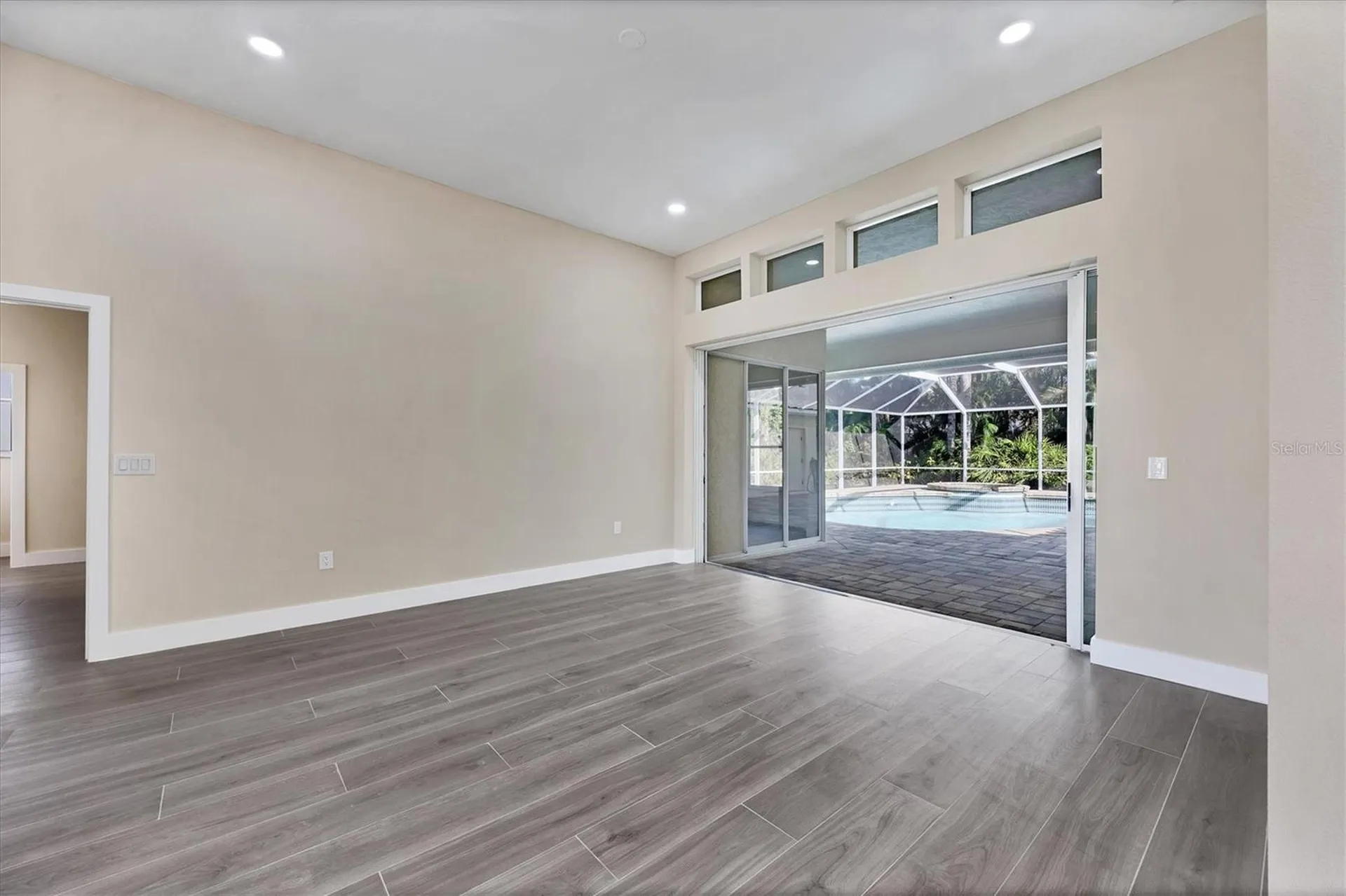 6615 Hunter Combe Crossing University Park FL 34201