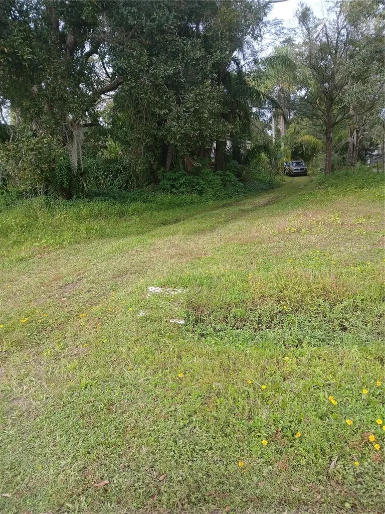 18565 N 16th Avenue E Orlando FL 32833
