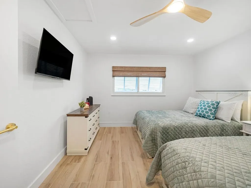 449 63rd Street Holmes Beach FL 34217