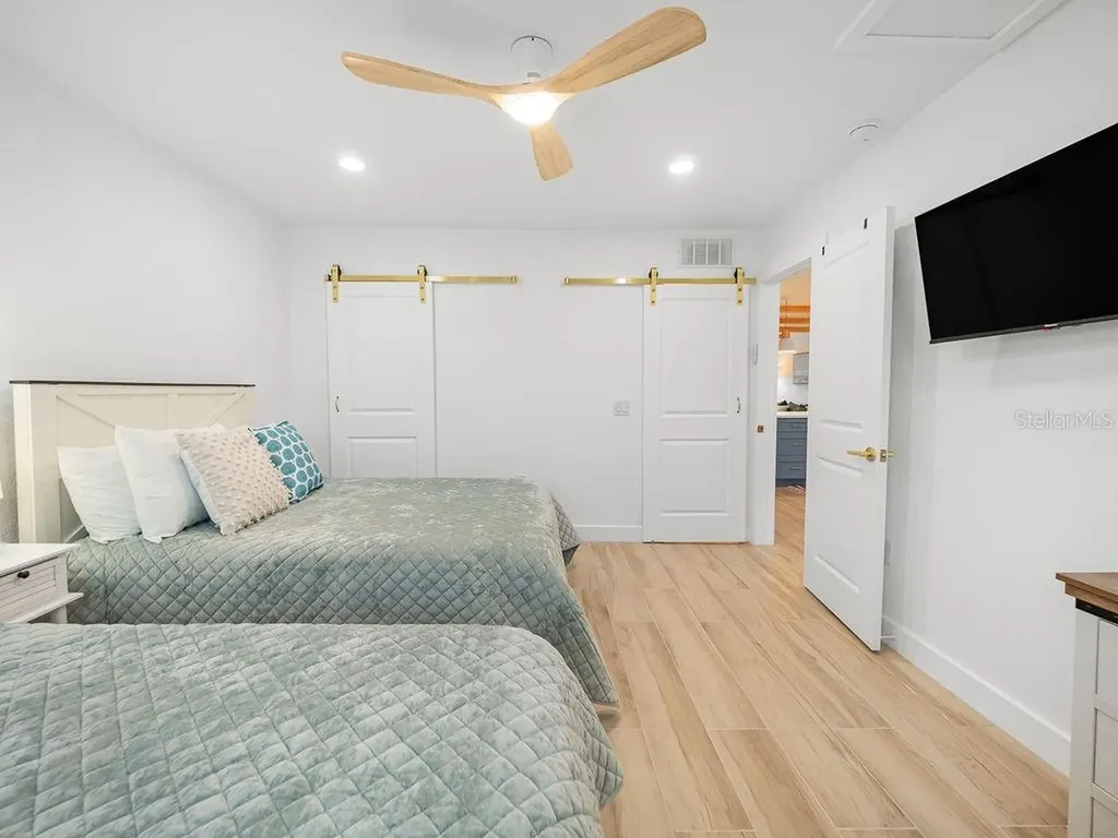 449 63rd Street Holmes Beach FL 34217