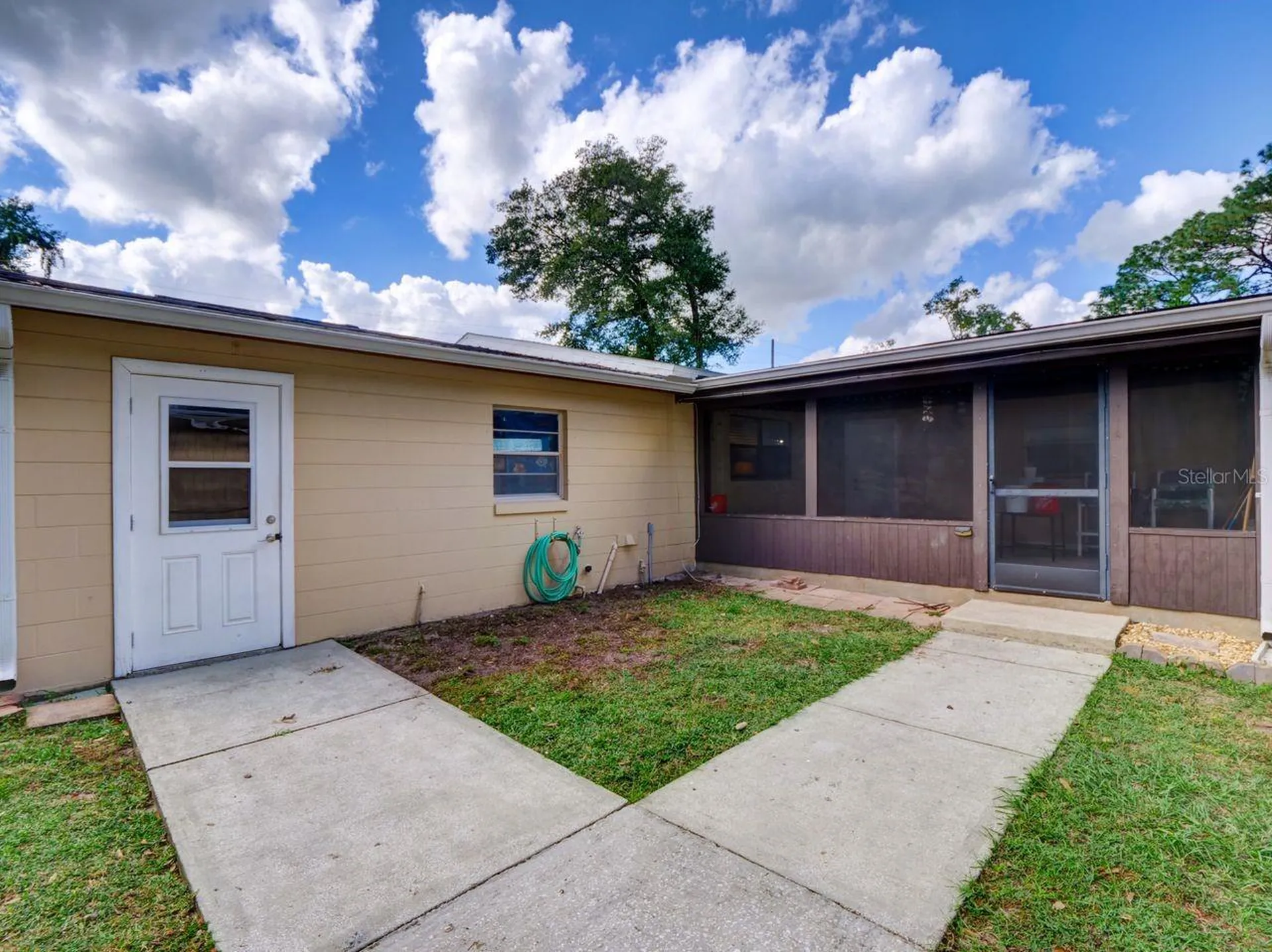 31126 Prestwick Avenue Sorrento FL 32776