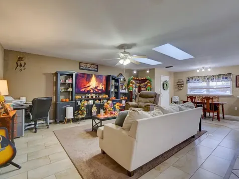 31126 Prestwick Avenue Sorrento FL 32776