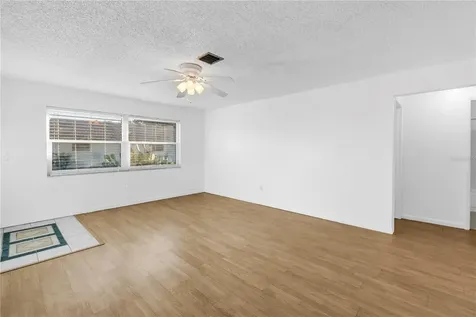 7081 Lafayette N Pinellas Park FL 33781