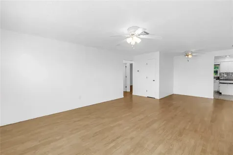 7081 Lafayette N Pinellas Park FL 33781