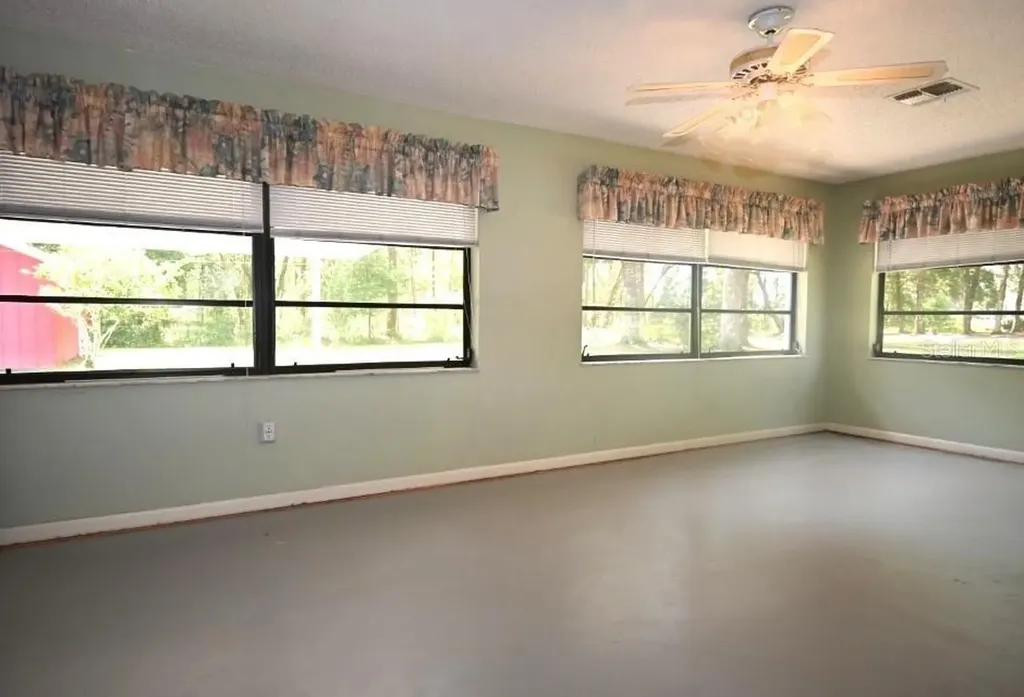 5250 Little Green Lane Dade City FL 33523