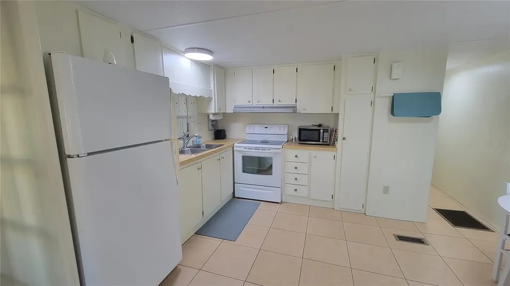 60 5th Street Punta Gorda FL 33982