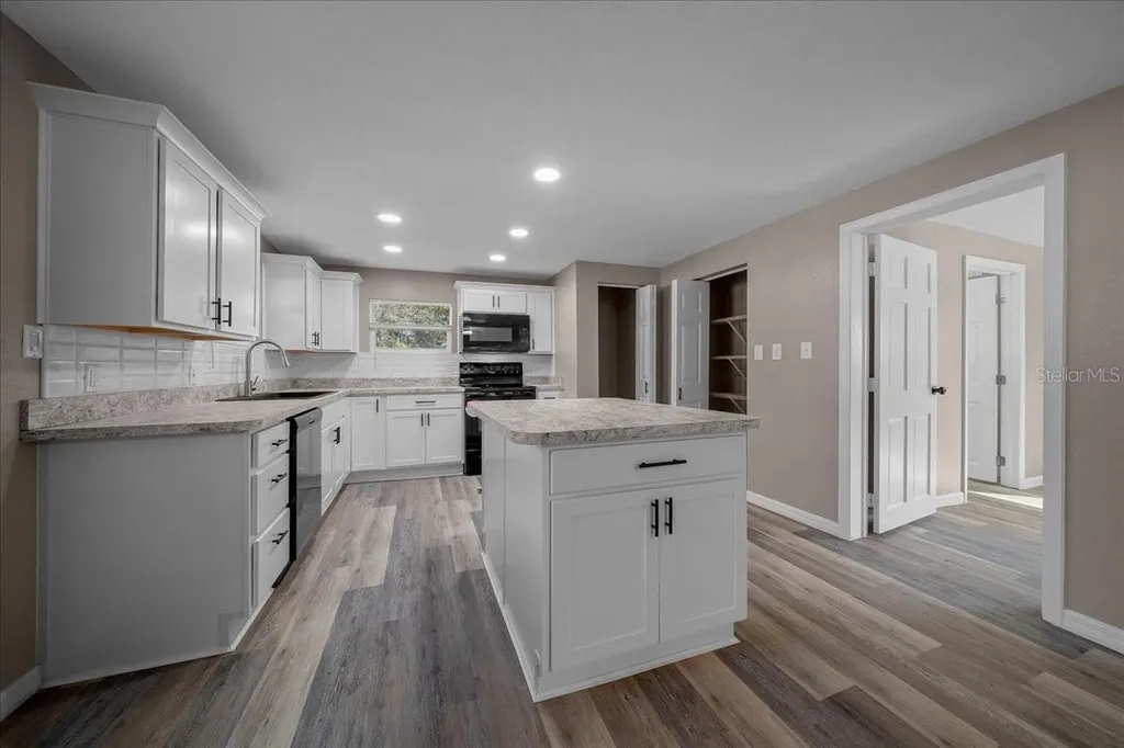 339 SW 83rd Street Ocala FL 34476
