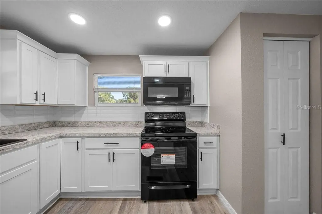339 SW 83rd Street Ocala FL 34476