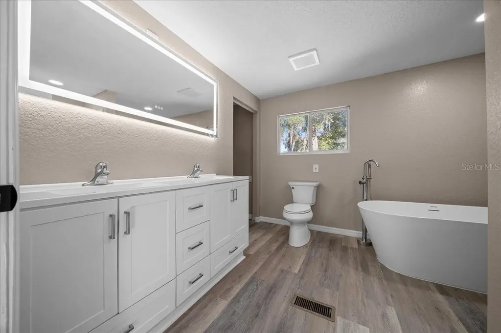 339 SW 83rd Street Ocala FL 34476