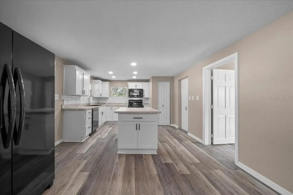 339 SW 83rd Street Ocala FL 34476