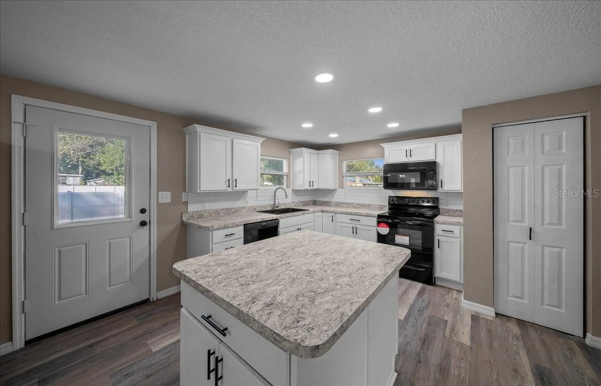 339 SW 83rd Street Ocala FL 34476