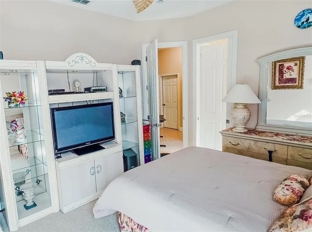 4866 Keeneland Circle Orlando FL 32819