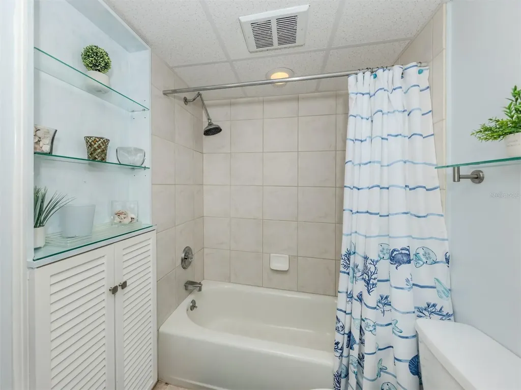200 The Esplanade N Venice FL 34285