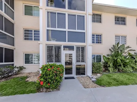 200 The Esplanade N Venice FL 34285