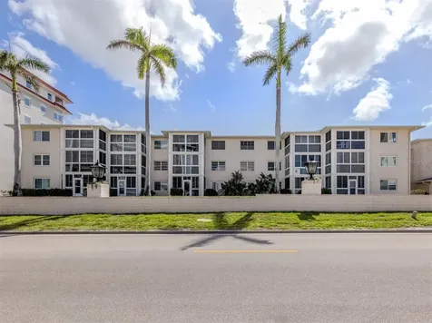 200 The Esplanade N Venice FL 34285