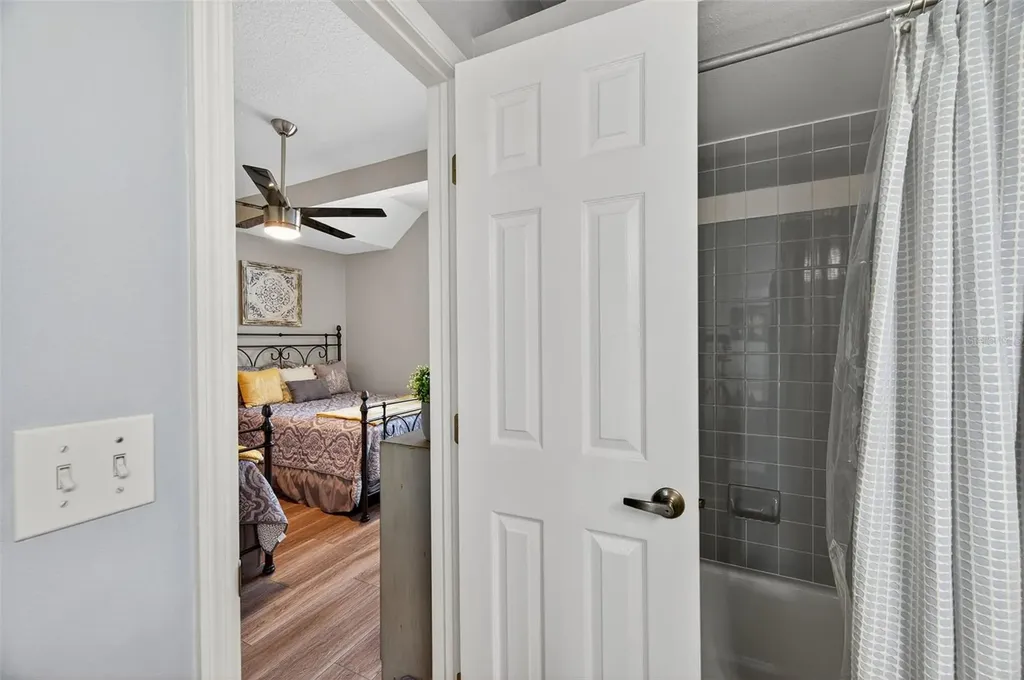 669 Garland Circle Indian Rocks Beach FL 33785