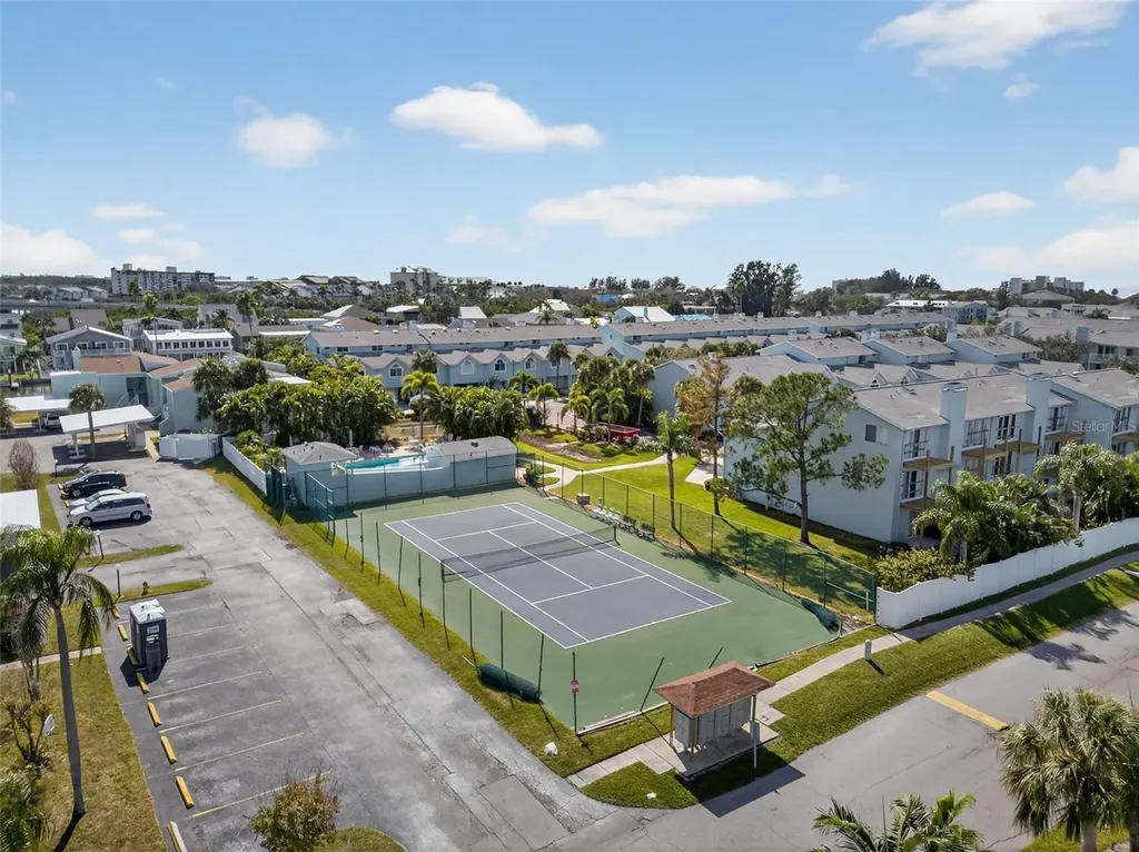 669 Garland Circle Indian Rocks Beach FL 33785