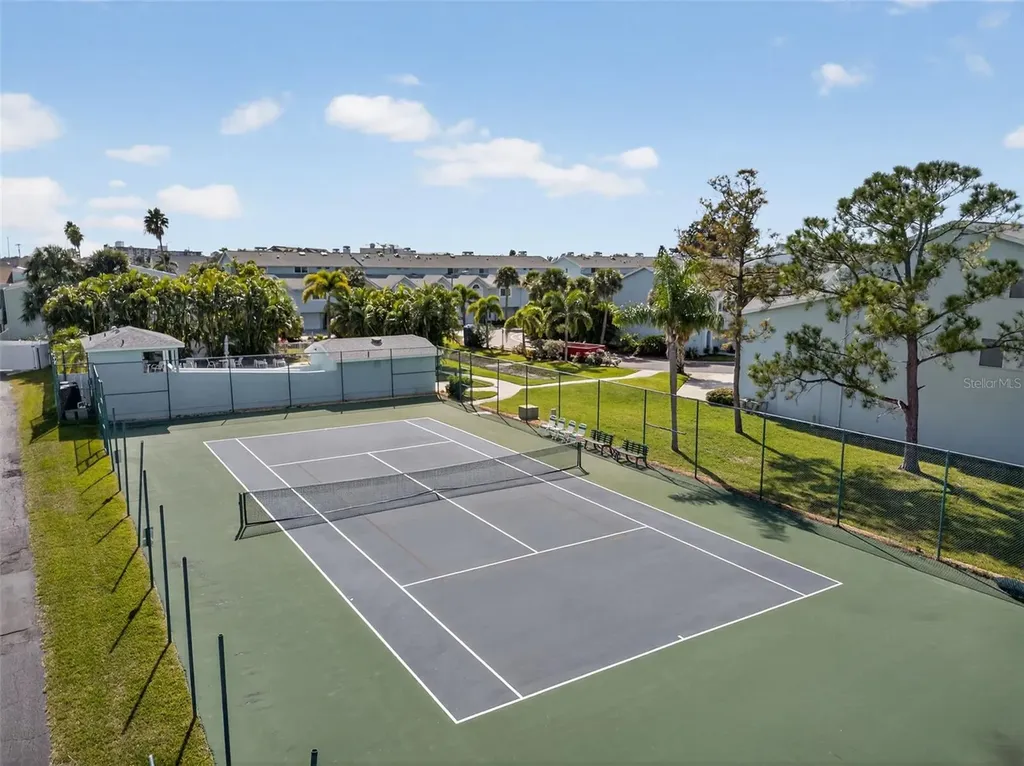 669 Garland Circle Indian Rocks Beach FL 33785