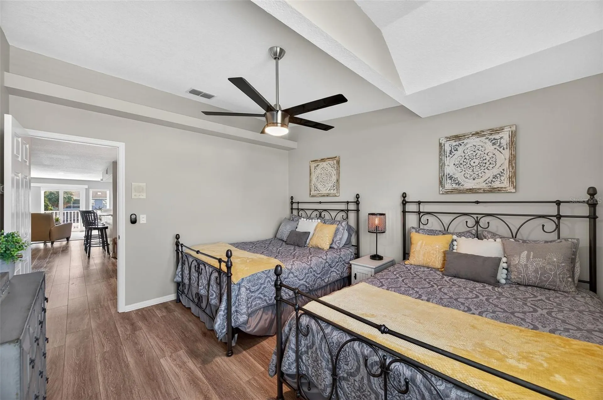 669 Garland Circle Indian Rocks Beach FL 33785