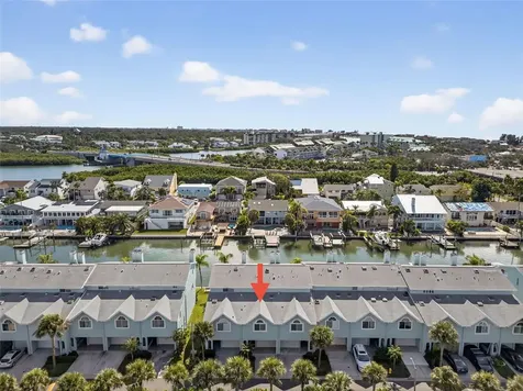 669 Garland Circle Indian Rocks Beach FL 33785