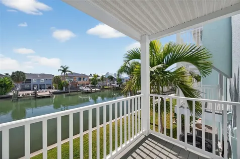 669 Garland Circle Indian Rocks Beach FL 33785