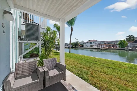 669 Garland Circle Indian Rocks Beach FL 33785