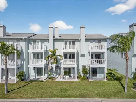 669 Garland Circle Indian Rocks Beach FL 33785