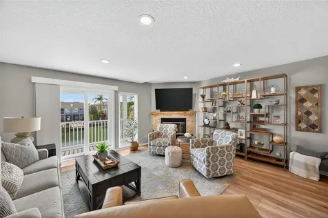 669 Garland Circle Indian Rocks Beach FL 33785