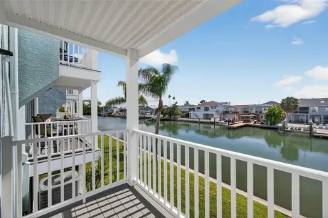 669 Garland Circle Indian Rocks Beach FL 33785