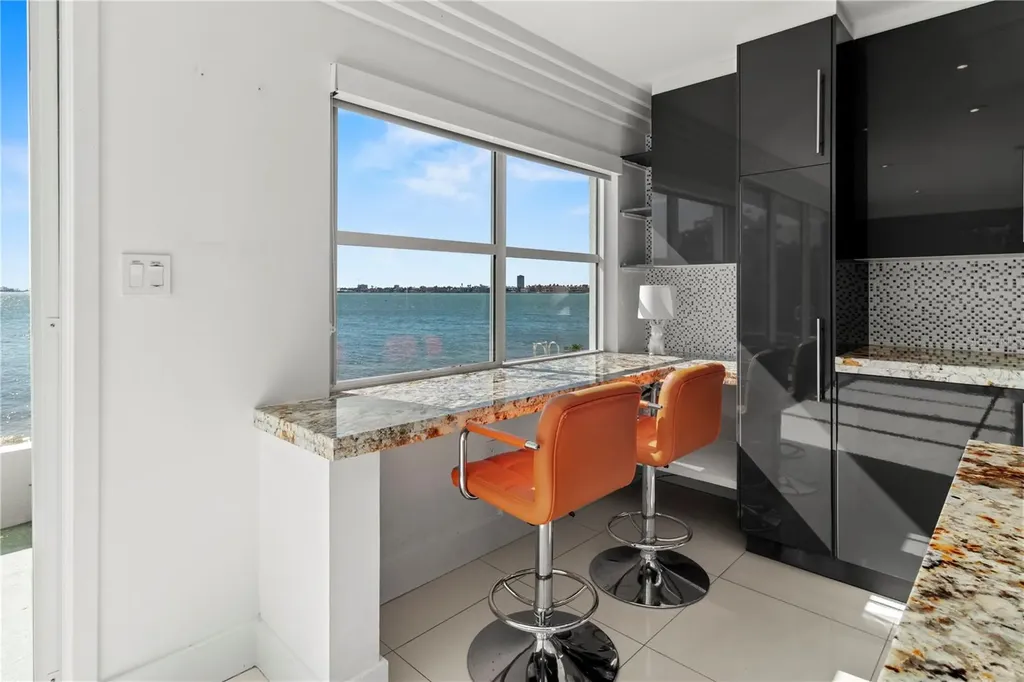 400 Golden Gate Point Sarasota FL 34236