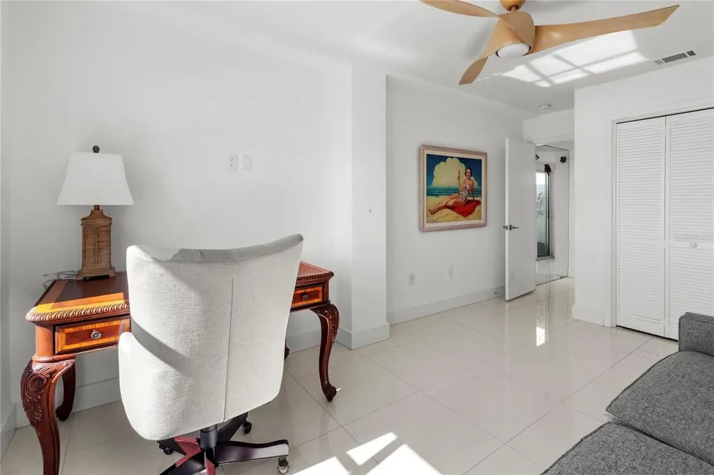 400 Golden Gate Point Sarasota FL 34236