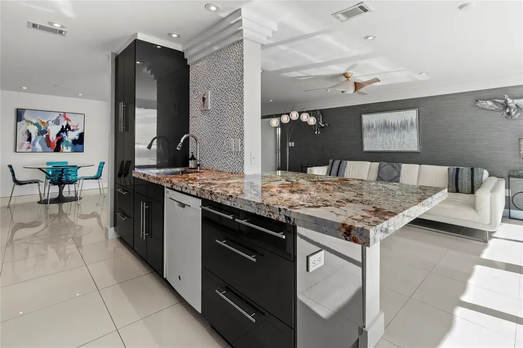400 Golden Gate Point Sarasota FL 34236
