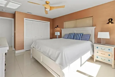 400 Golden Gate Point Sarasota FL 34236